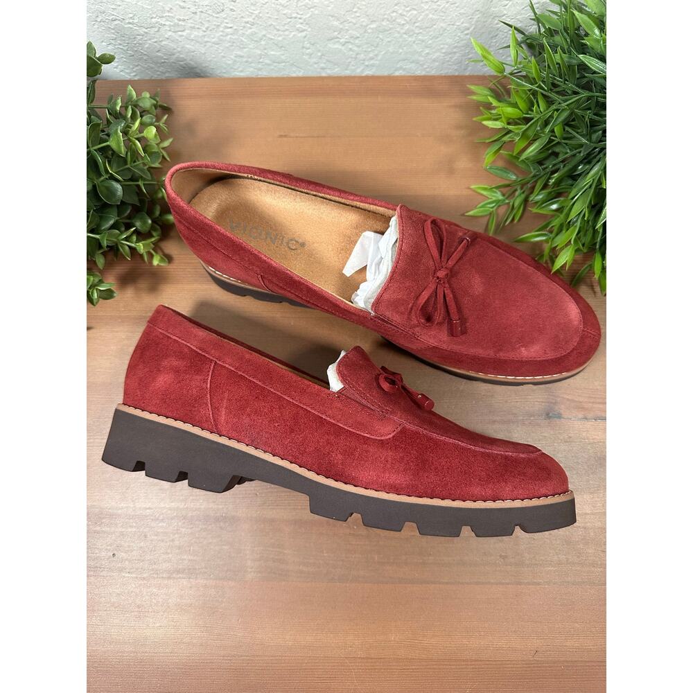 NWOT Vionic Women's Finley Suede Bow Loafers Size 9